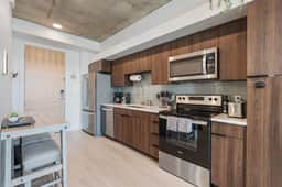 Impeccable1B\SaltPalace+Delta\PoolSpaGymPrkg+Views