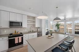INCREDIBLE Views Capital +MTN+City! Penthouse cnr suite! Best Amenities!