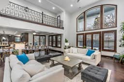 Olympus Luxury-Prime Location- HotTub+Theater+More