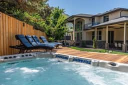 Olympus Luxury-Prime Location- HotTub+Theater+More
