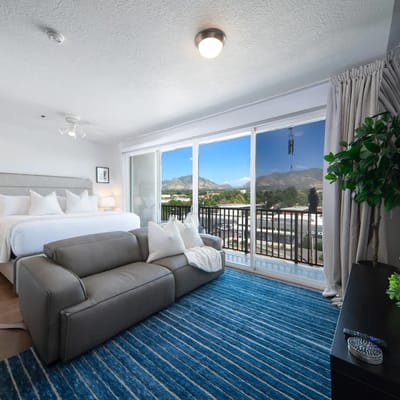 Sugarhouse - Panoramic Mountain Views! Studio!