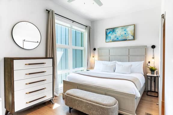 Dwntn Lux Townhome - Best Amenities- 3BD/4BA