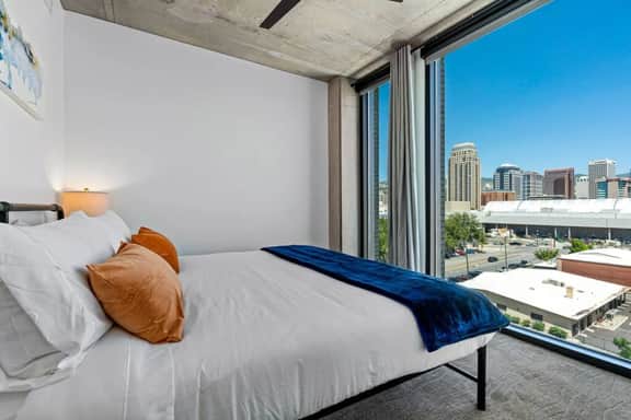 Exceptional 1BD/BA-Pool/Htub/Gym