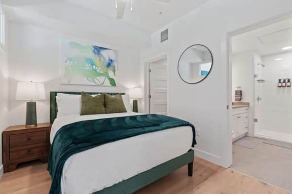 Outstanding Amenities-New Complex- Downtown Luxury
