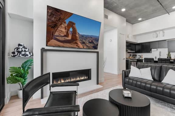Premium SLC Luxury- Penthouse VIEWS+ Top Amenities