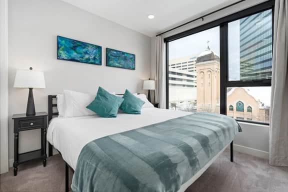 Prime location - downtown SLC apt - ALL NEW