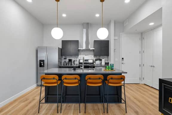 Prime location - downtown SLC apt - ALL NEW