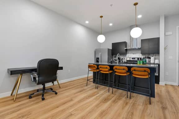 Prime location - downtown SLC apt - ALL NEW