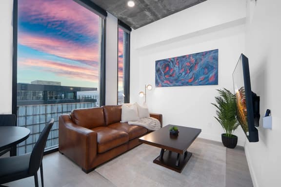 11thFloor|CityView|HotTub|Pool|Gym|Parking|KingBed