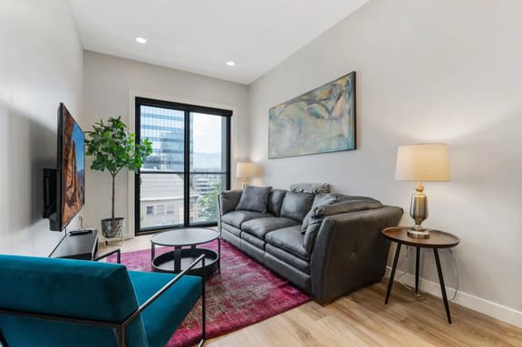 Prime location - downtown SLC apt - ALL NEW
