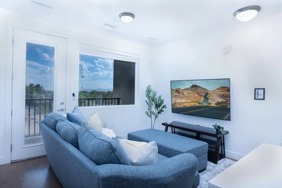 Sugarhouse-1BR 1BA Great Views!
